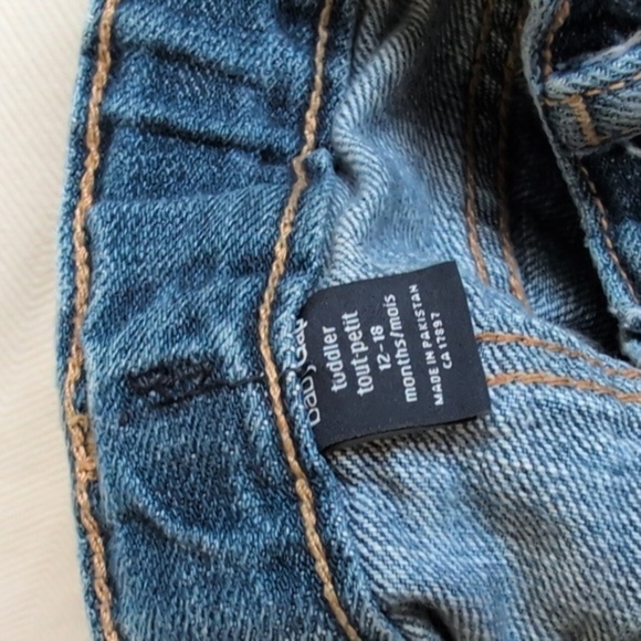babyGap 1969 distressed raw hem cotton denim jeans shorts 12-18 months baby boy - Picture 4 of 7